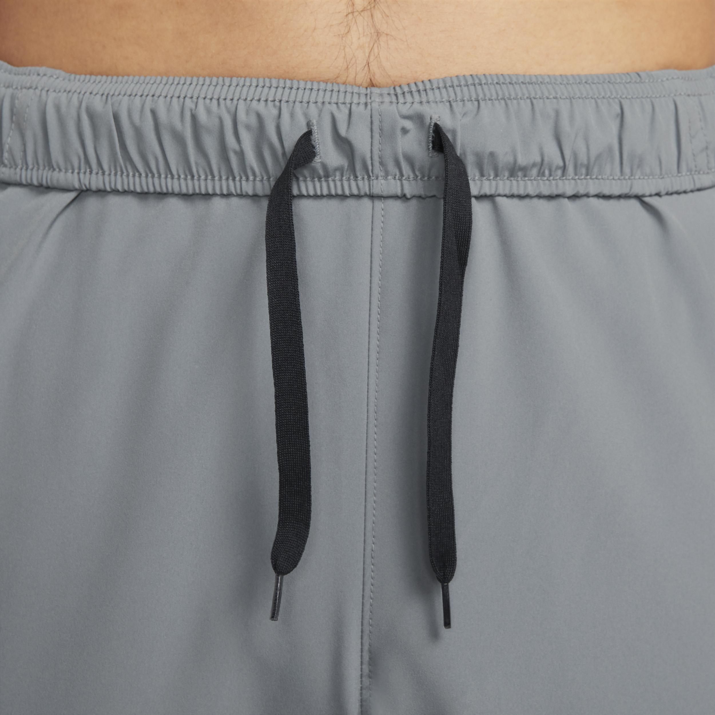 Mens Nike Form Dri-FIT Tapered Versatile Pants Product Image