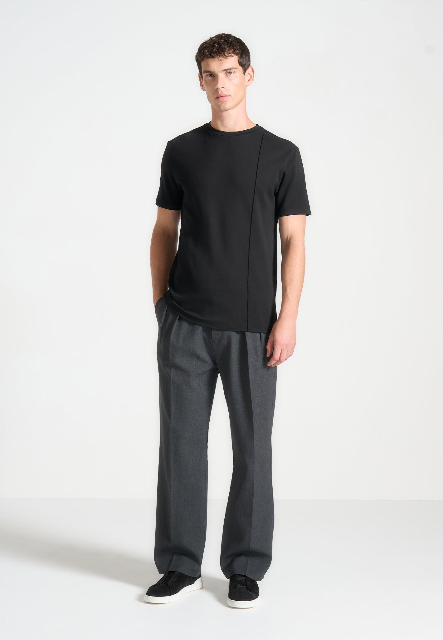 Éternel Regular Fit Cotton T-Shirt with Pintuck - Black Male Product Image