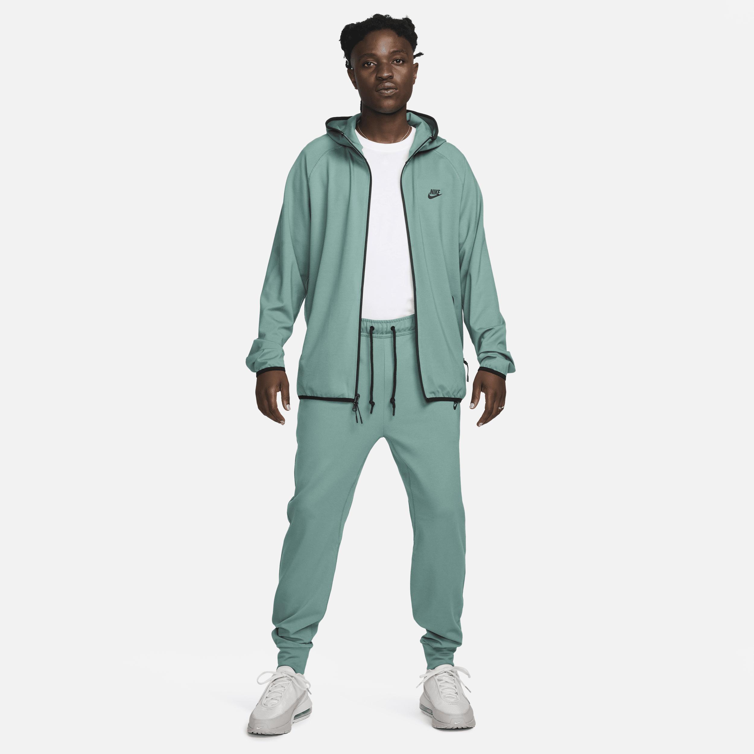 Nike Sportswear Tech Men's Knit Lightweight Joggers Product Image