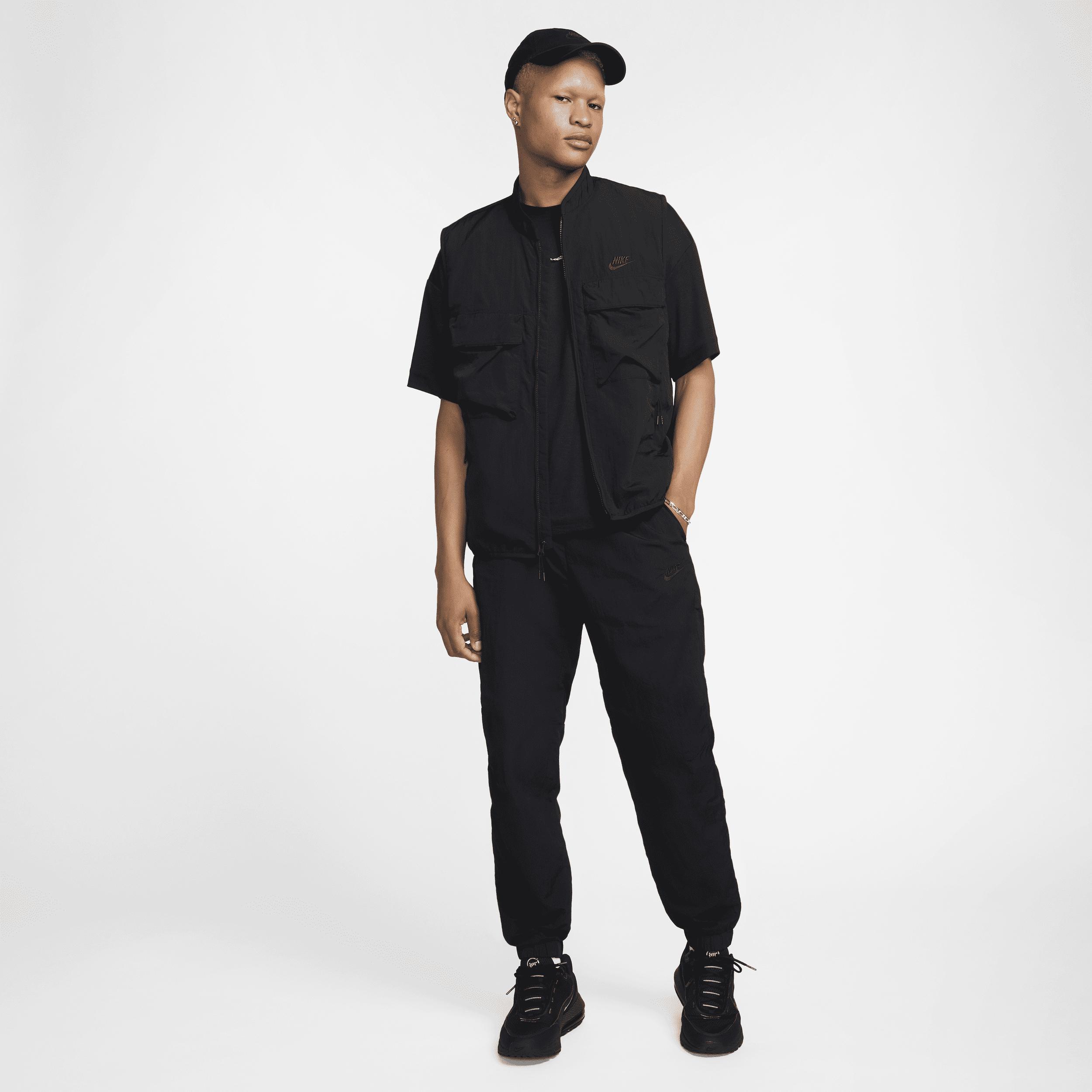 Nike Men's Tech Woven Straight Leg Pants Product Image