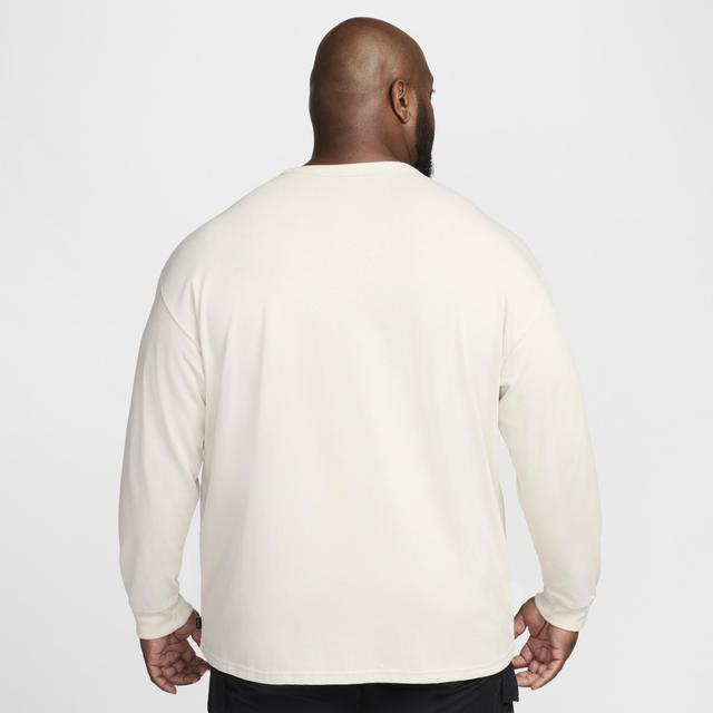 Men's Nike Sportswear Premium Essentials Long-Sleeve T-Shirt Product Image