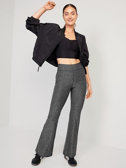 High-Waisted CloudComfy Flare Leggings Product Image