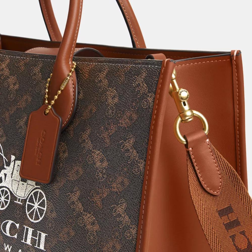 Ace Tote Bag 35 With Horse And Carriage Print Product Image