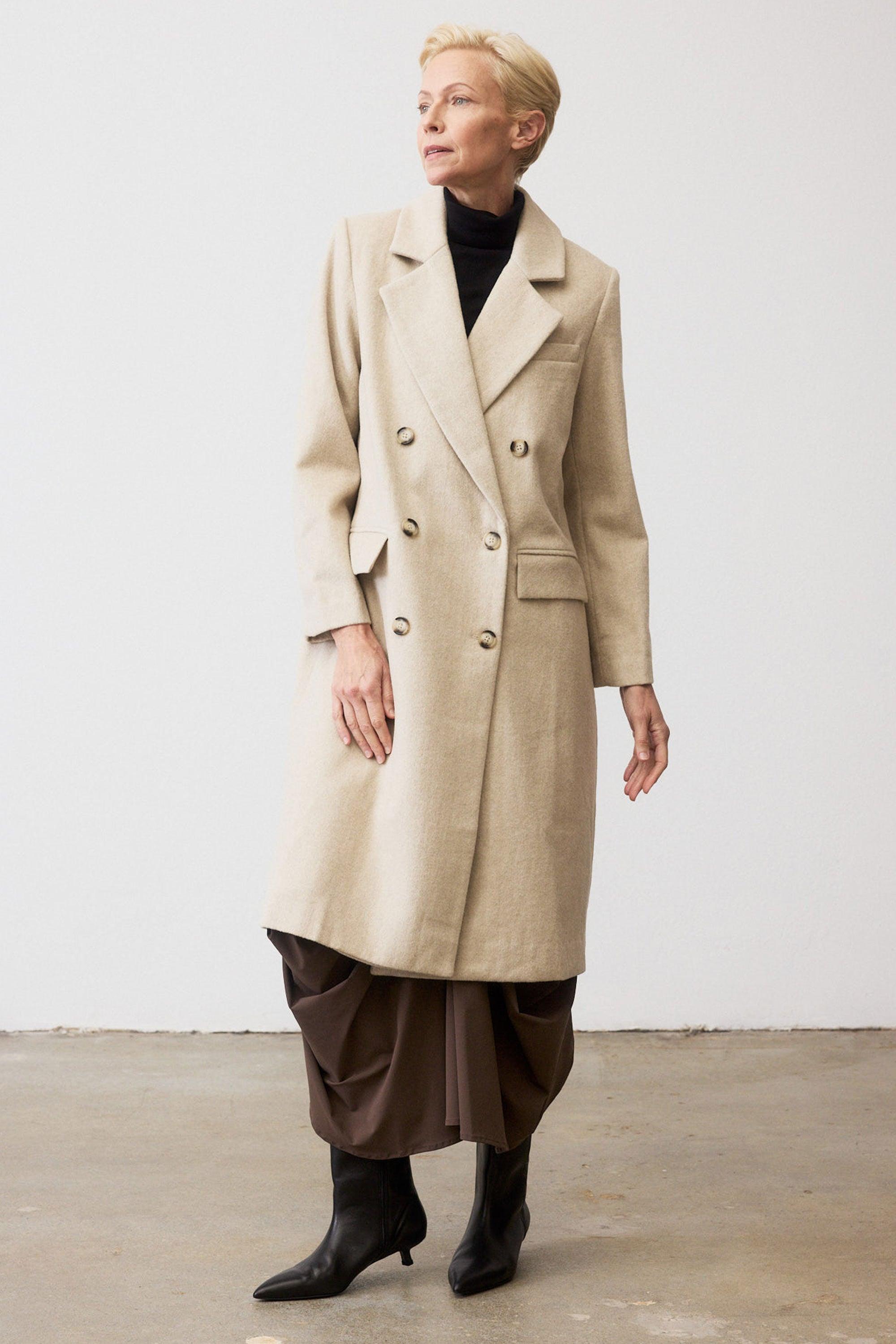 The Soho Long Wool Coat Product Image