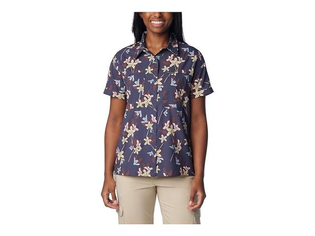 Columbia Silver Ridge Utility Short Sleeve Shirt (Nocturnal Tiger Lilies) Women's Clothing Product Image