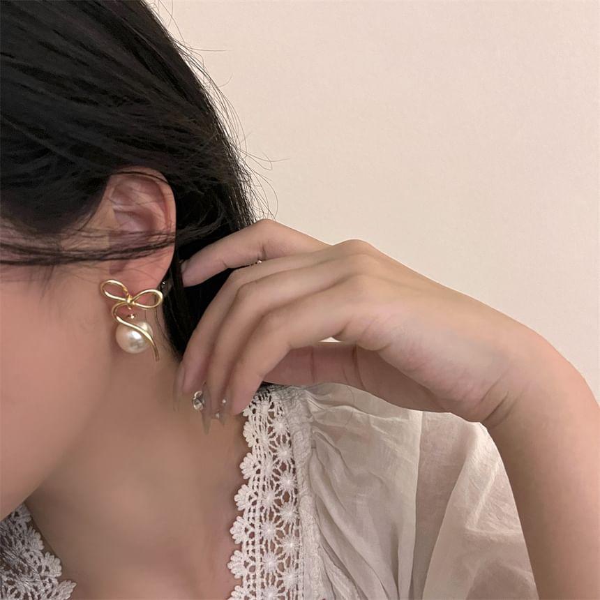 Alloy Bow Faux Pearl Earrings Product Image