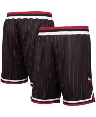 Mens Mitchell & Ness Black Chicago Bulls 1996/97 Hardwood Classics Authentic Shorts Product Image