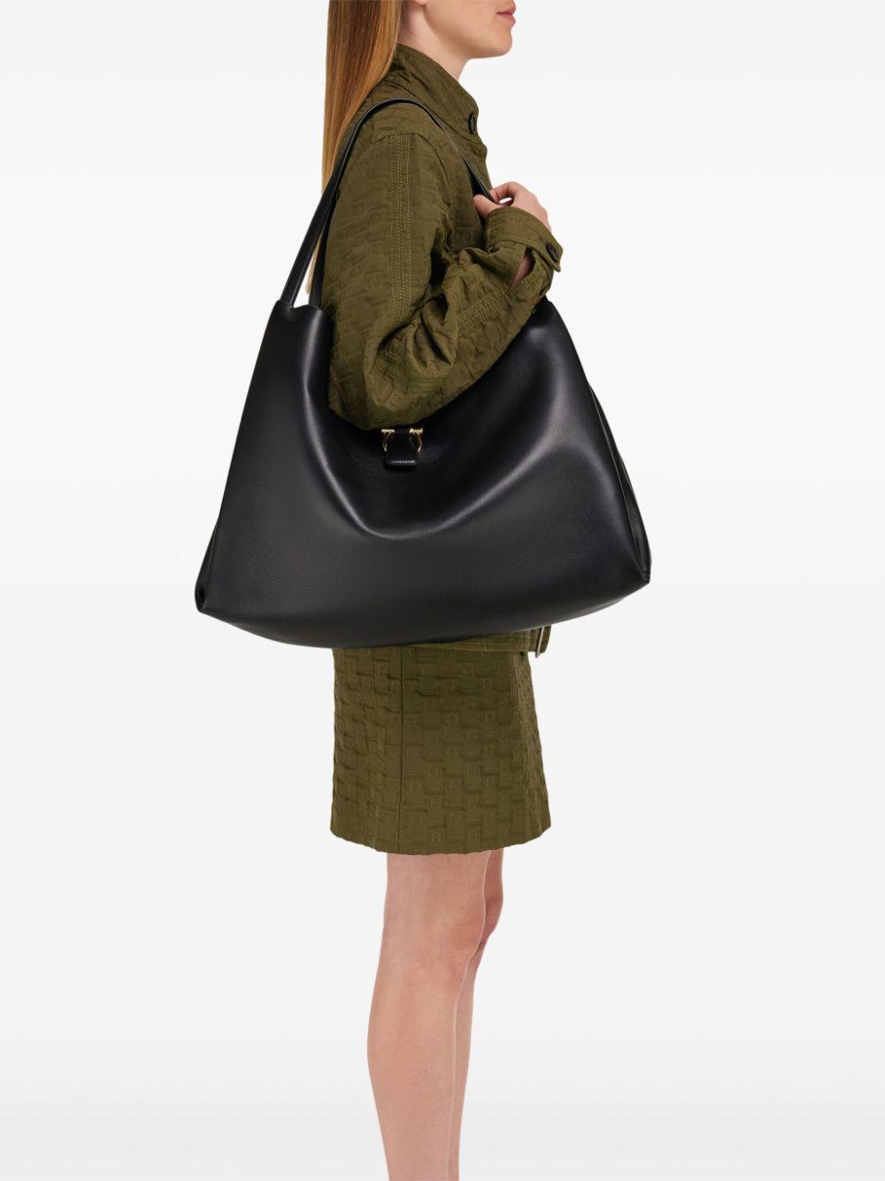 Large Tote Bag In Black Product Image