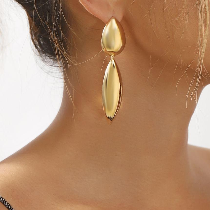 Metal Drop Earring product image