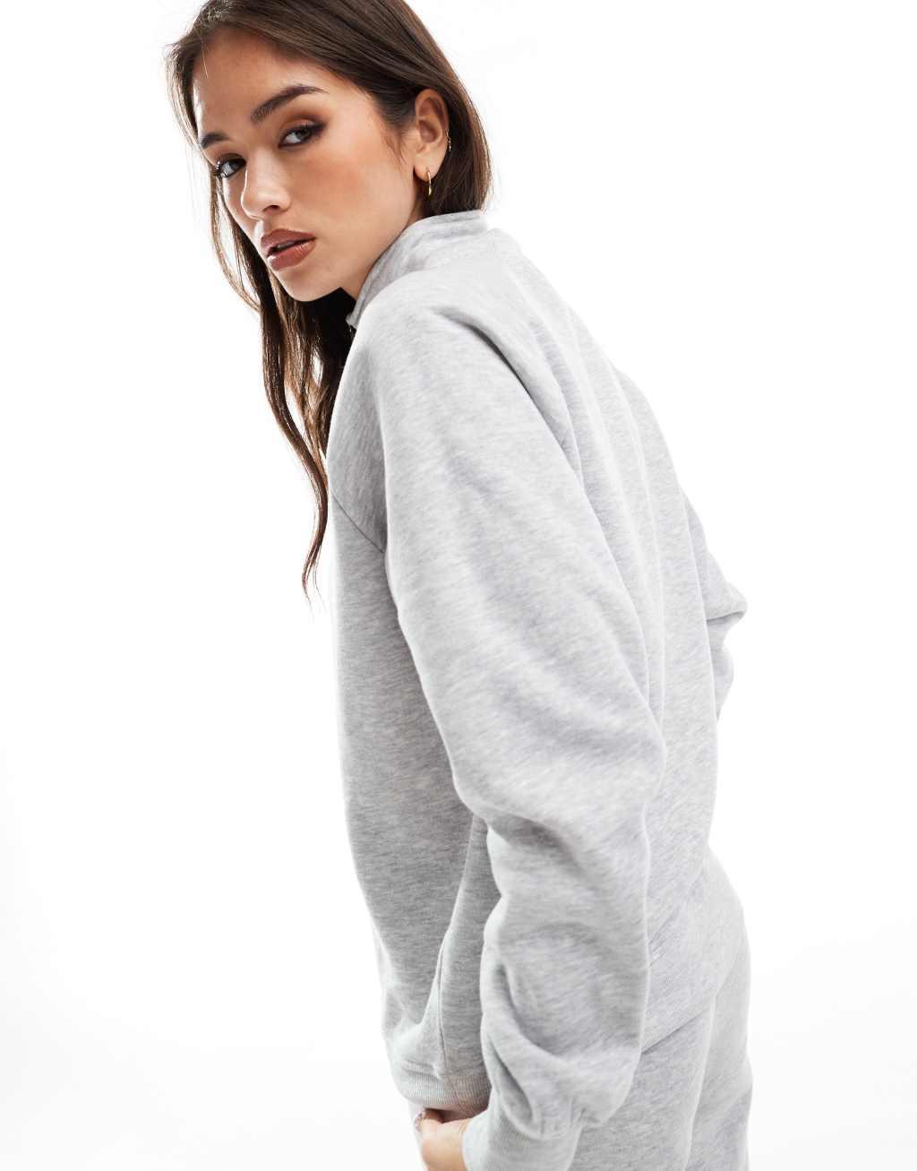 Pieces half zip sweat in light gray melange - part of a set Product Image