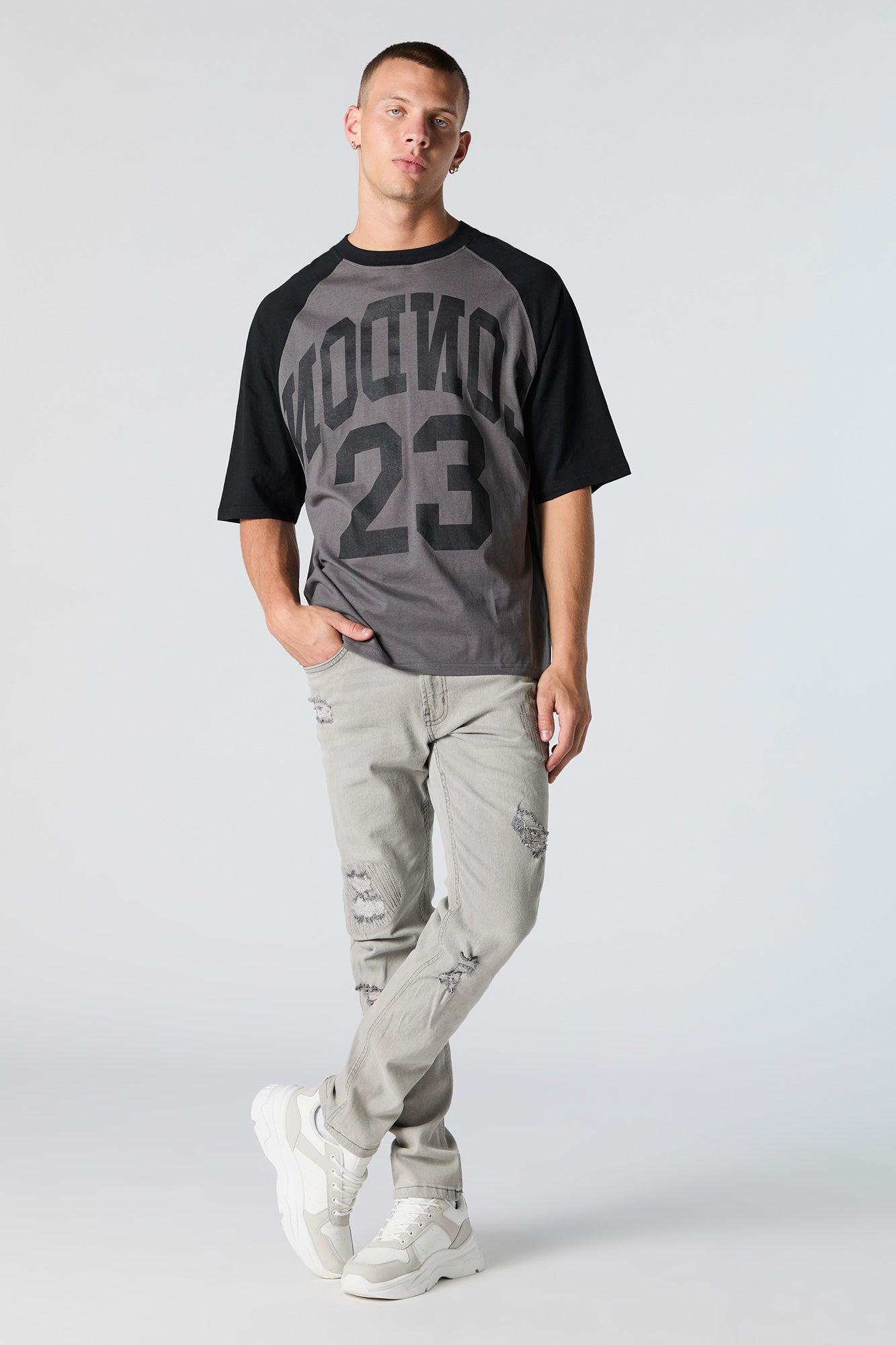 London Graphic Relaxed Raglan T-Shirt Male Product Image