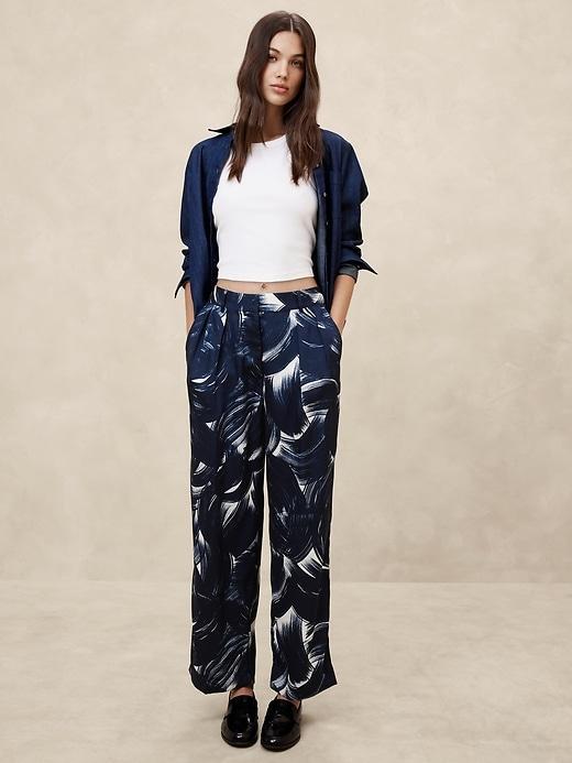 Relaxed Trouser Product Image