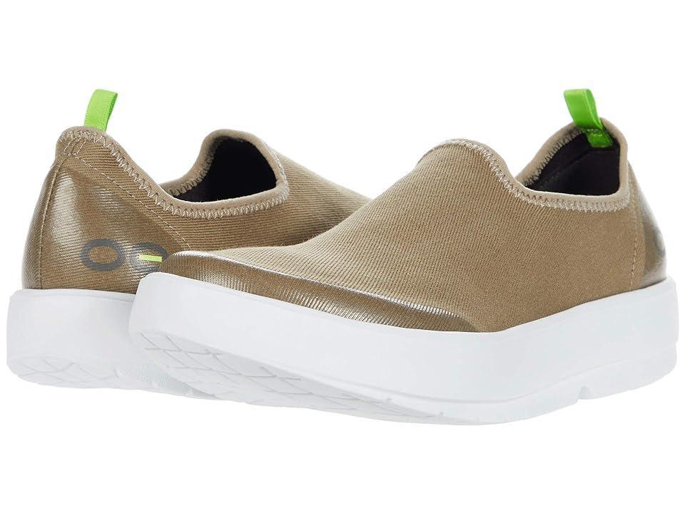 OOFOS OOmg Low eeZee (Black) Women's Shoes Product Image