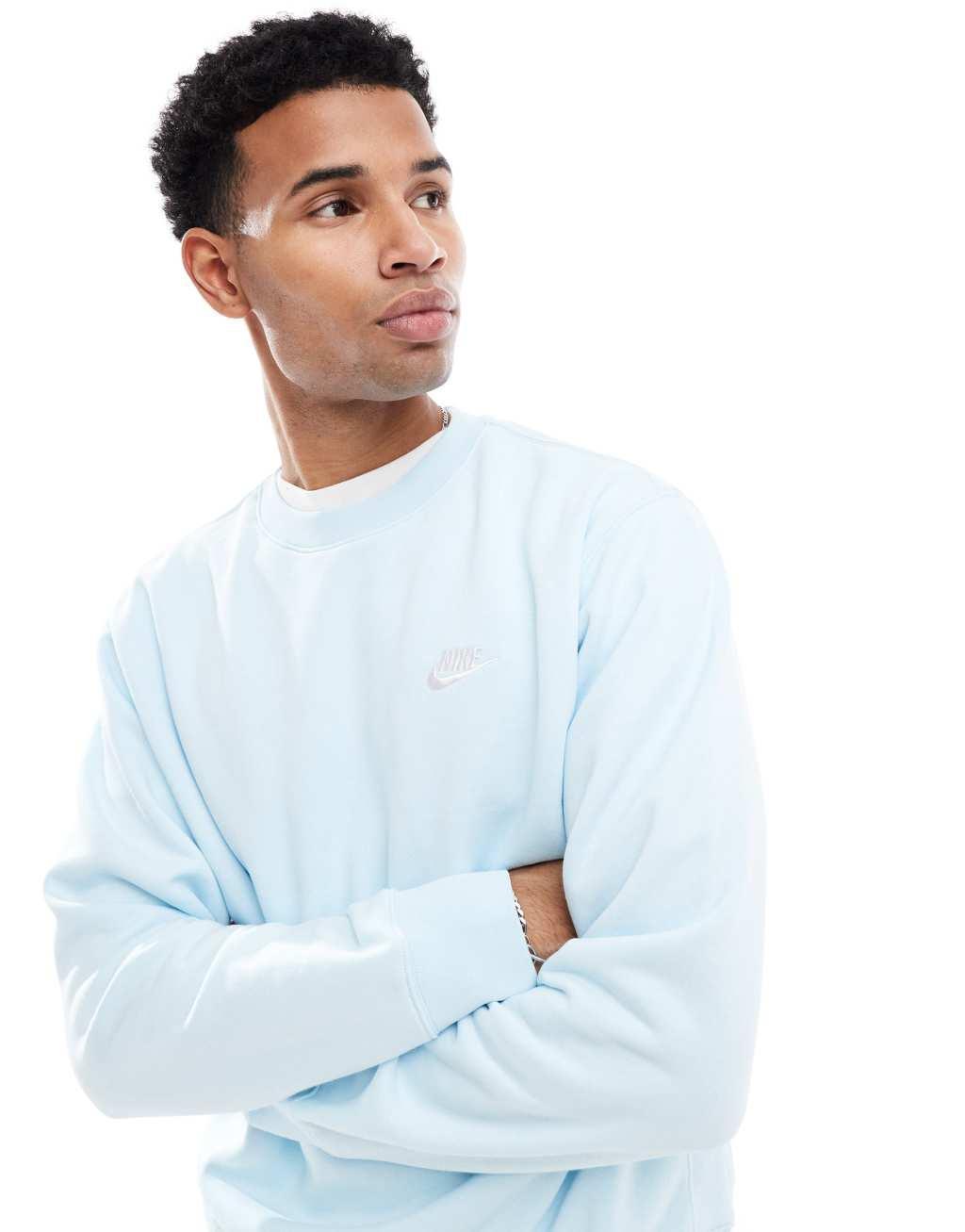 Nike Club sweatshirt in light blue Product Image