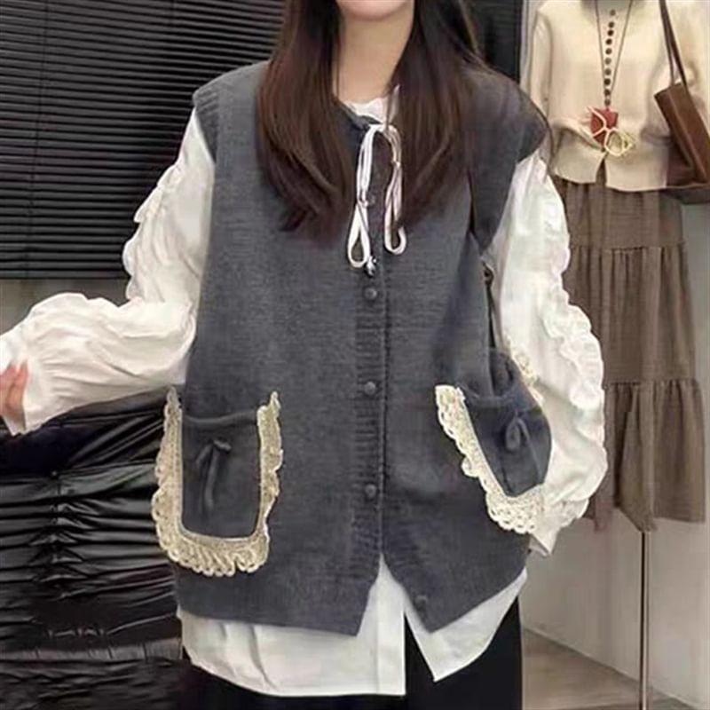 Round Neck Bow Ruffle Button Sweater Vest Product Image