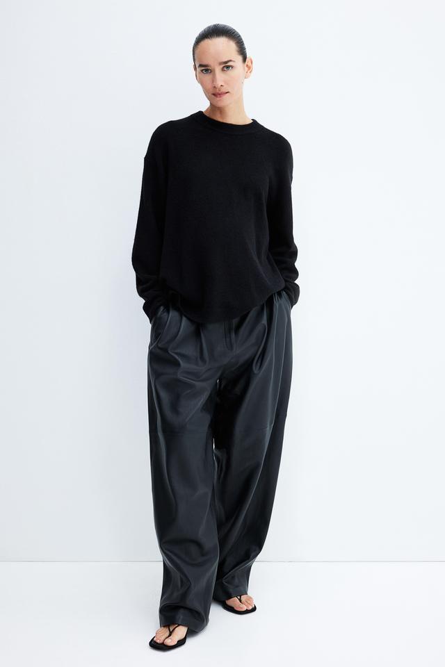 MAMA Slit-Hem Sweater Product Image