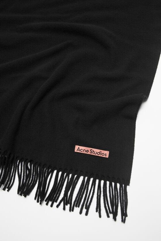 Fringe wool scarf - oversized Product Image