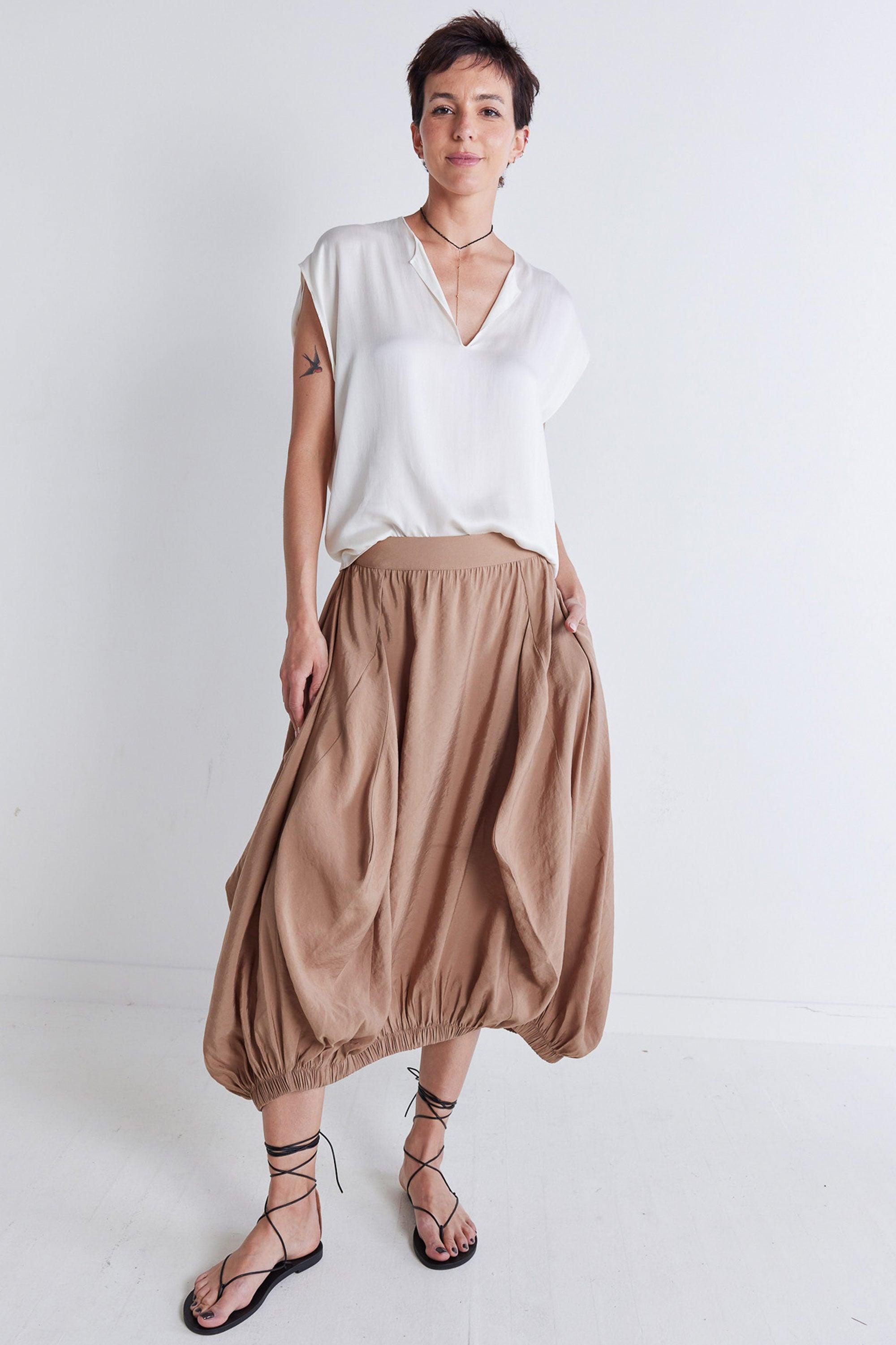 Pleat-Adoring Light Poplin Skirt Product Image