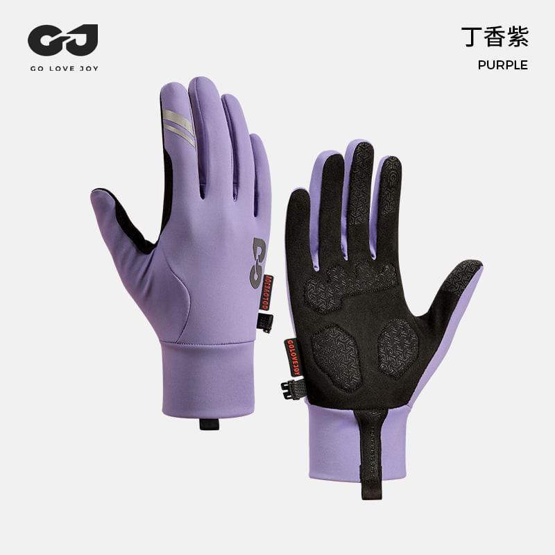 Lettering Snow Gloves Product Image