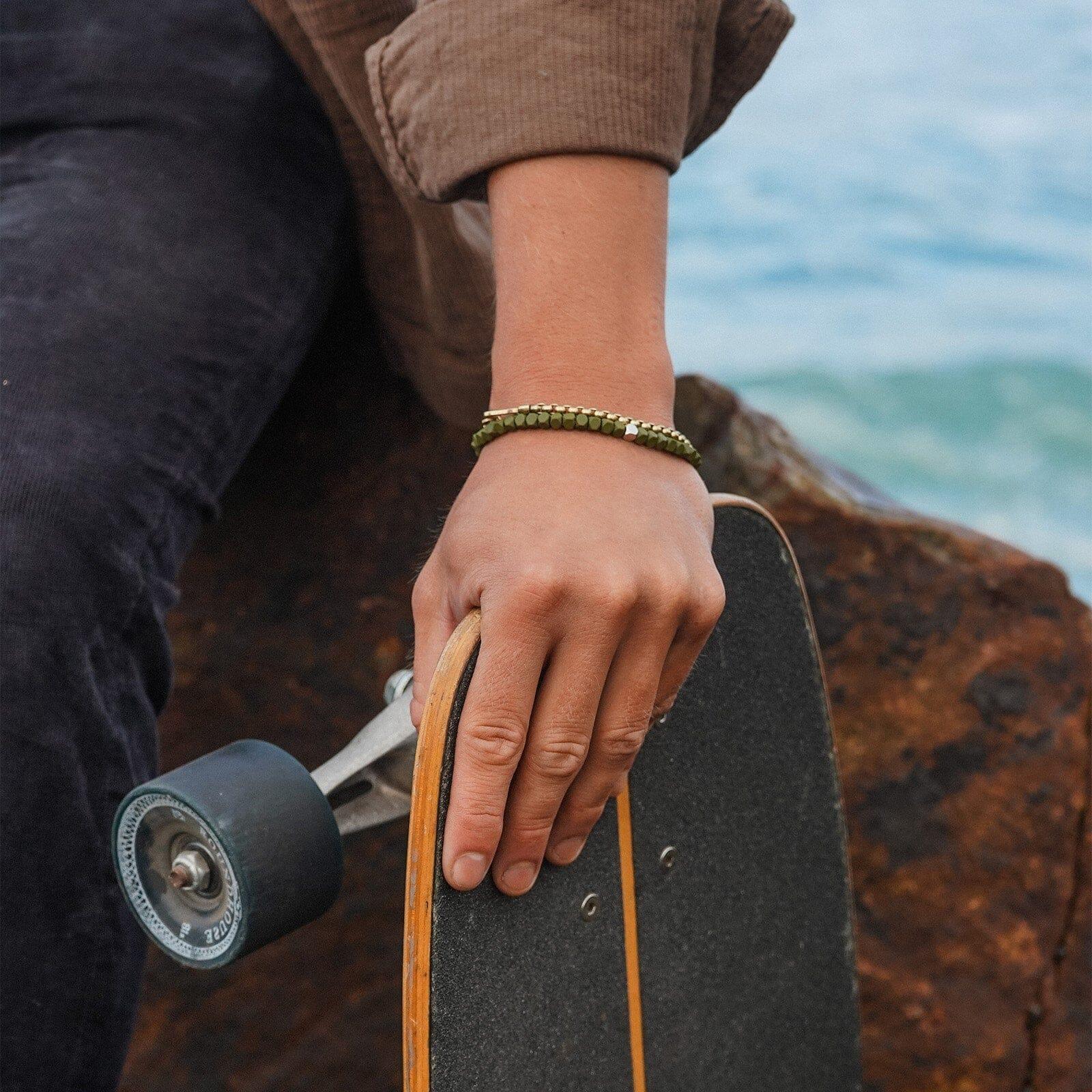 Men's Coated Hematite Stretch Bracelet Product Image