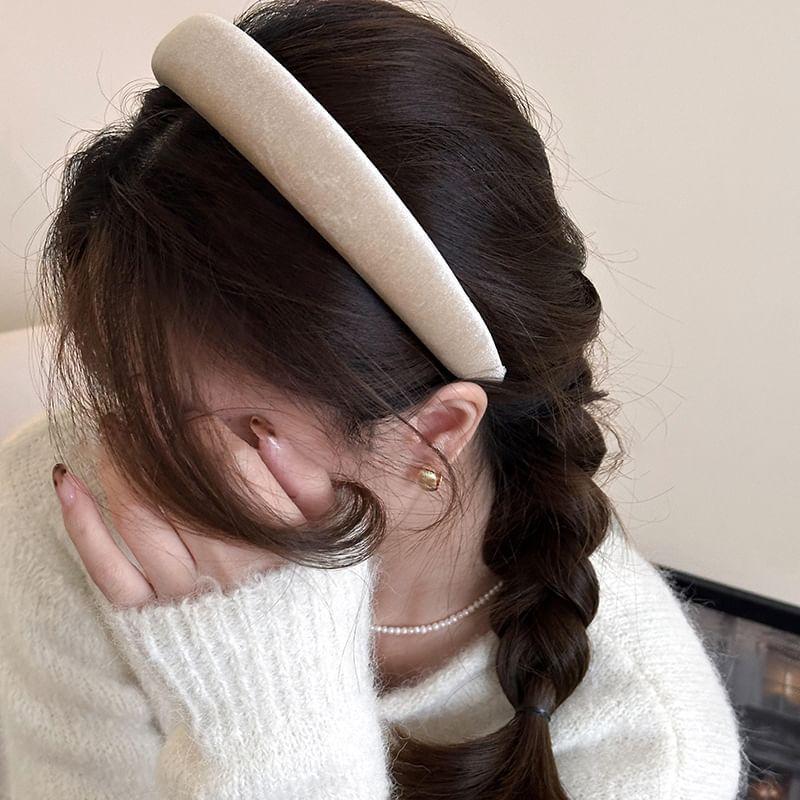 Plain Velvet Headband Product Image