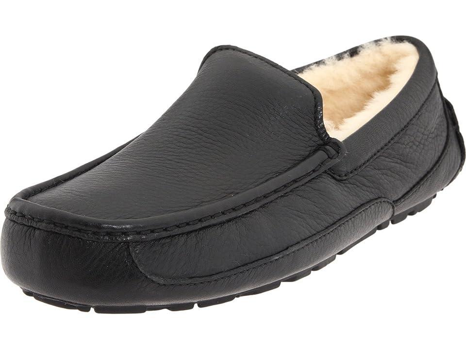 UGG(r) Ascot Leather Slipper Product Image