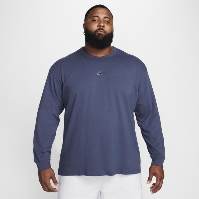 Men's Nike Sportswear Premium Essentials Long-Sleeve T-Shirt Product Image