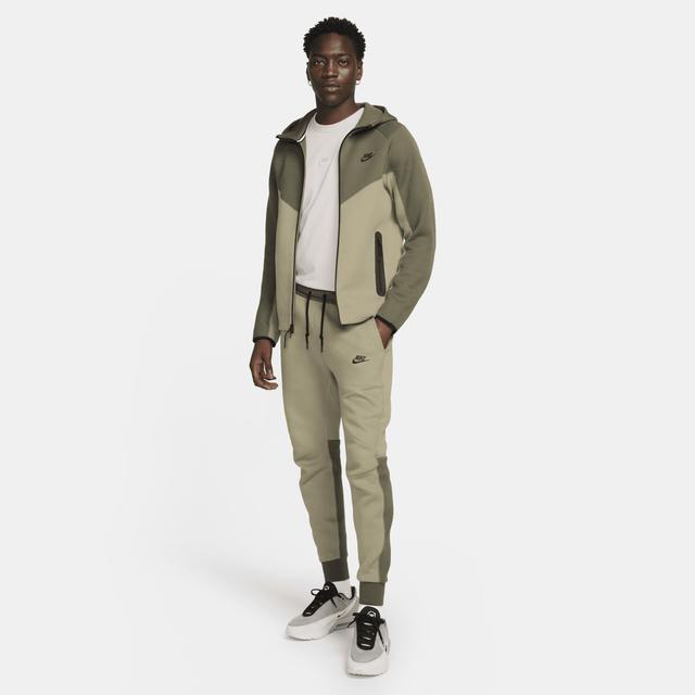 Men's Nike Sportswear Tech Fleece Windrunner Full-Zip Hoodie Product Image