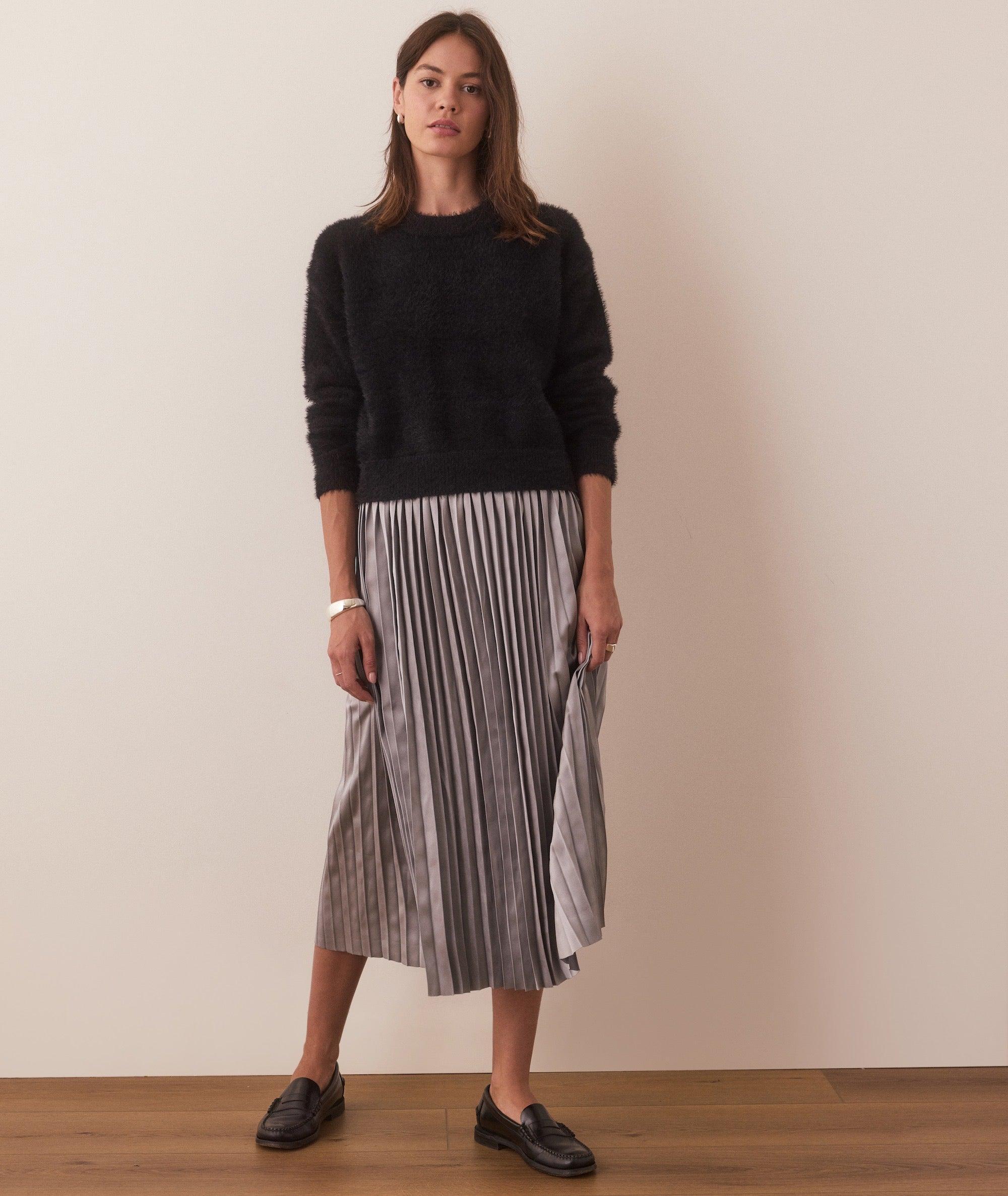 Chelsea Pleated Midi Skirt Product Image