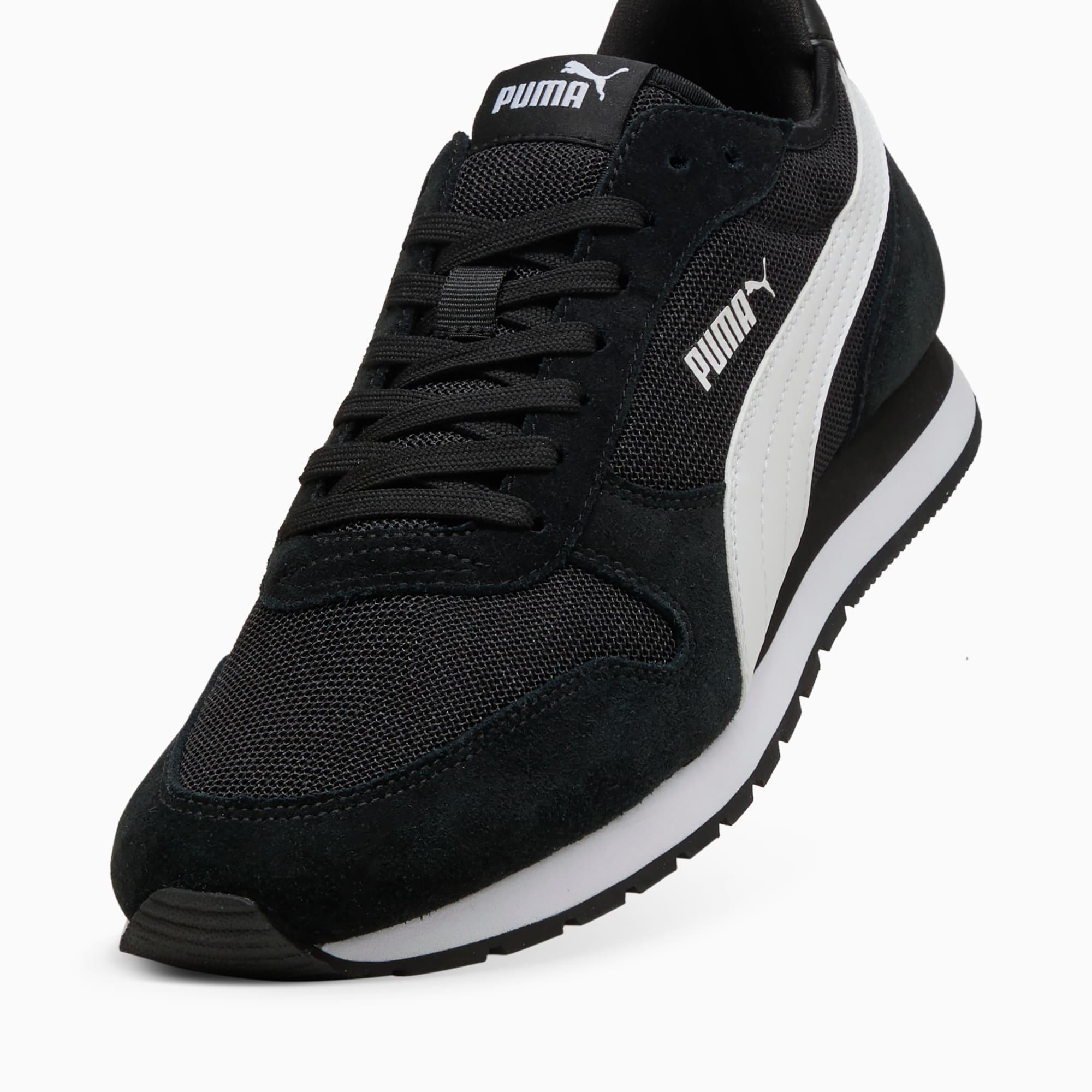 ST MILER Men's Sneakers Product Image