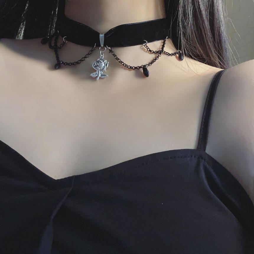 Floral Chained Choker Product Image