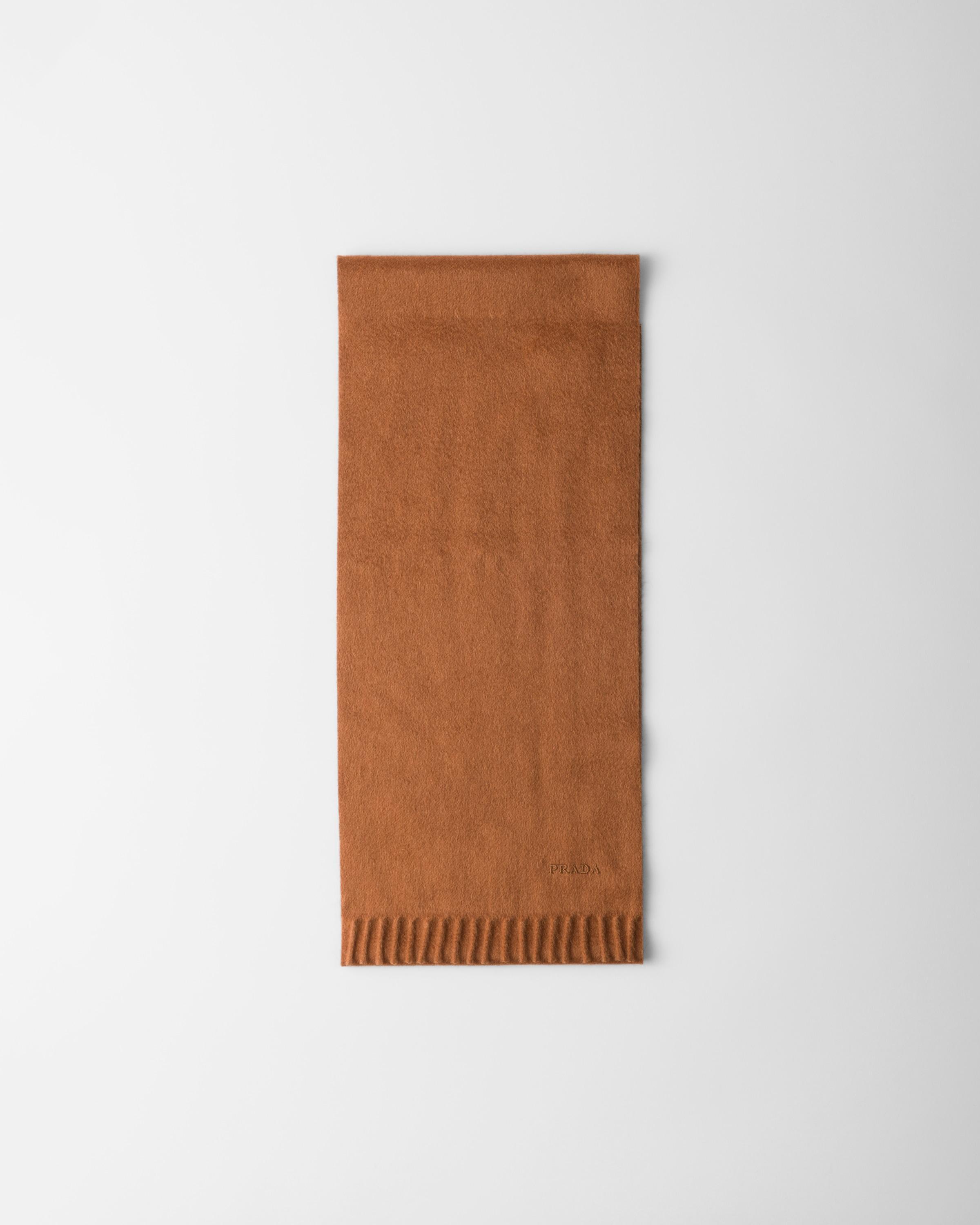 Cashmere scarf Product Image