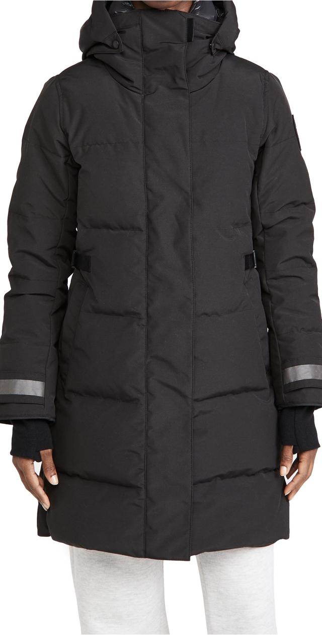 Canada Goose Bennett Water Resistant 625 Fill Power Down Parka Product Image