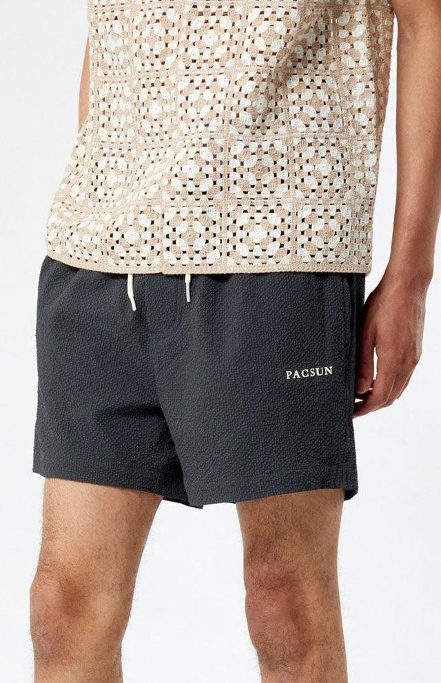 Men's Sail Seersucker 4.5" Swim Trunks Product Image