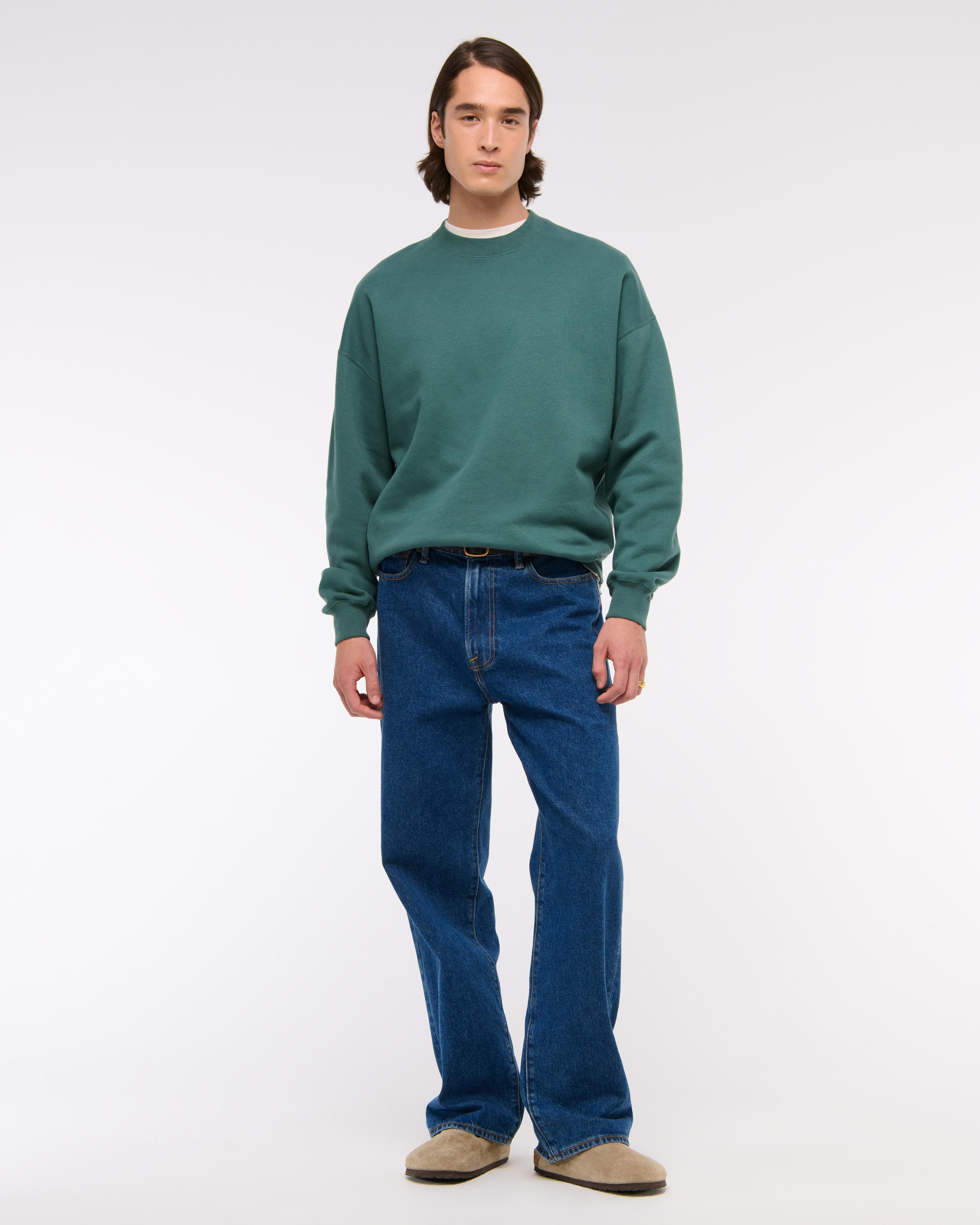 Essential Crew Sweatshirt Product Image