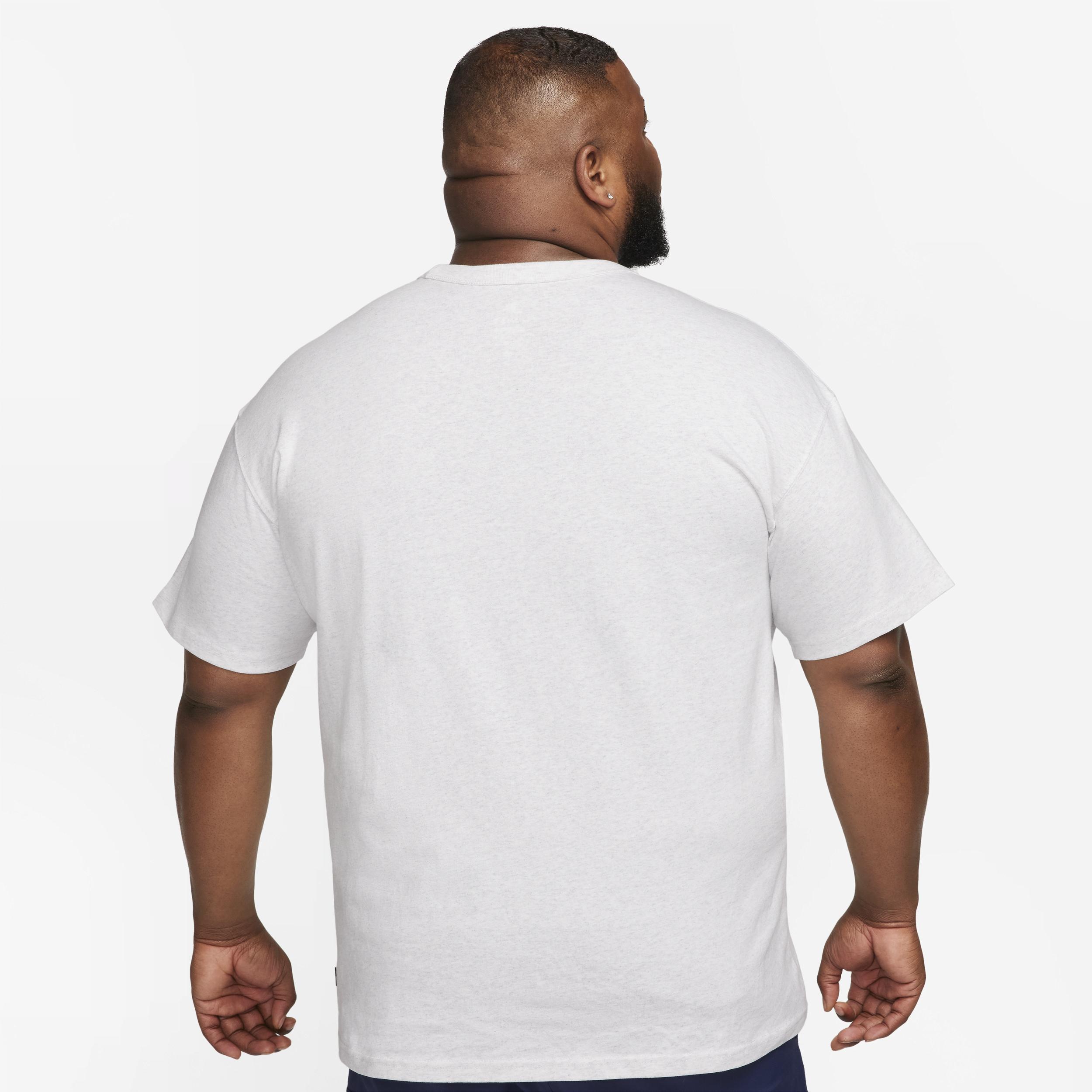 Nike Premium Essentials T-shirt in gray  Product Image