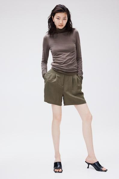 Knee-length Shorts Product Image