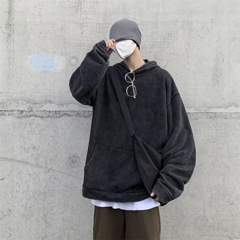 Long-Sleeve Plain Washed Hoodie Product Image