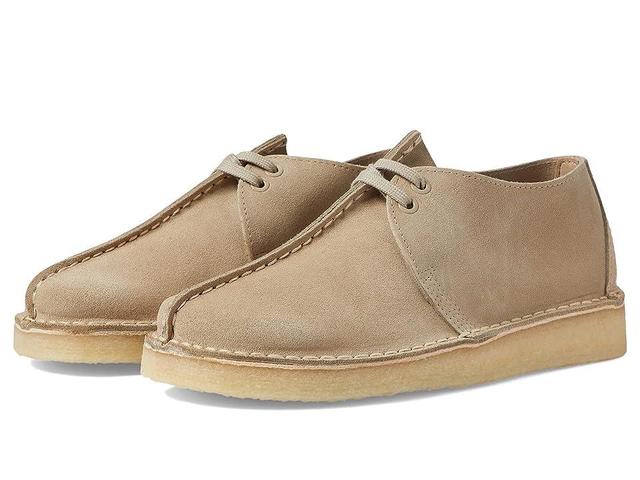 Clarks(r) Desert Trek Boot Product Image