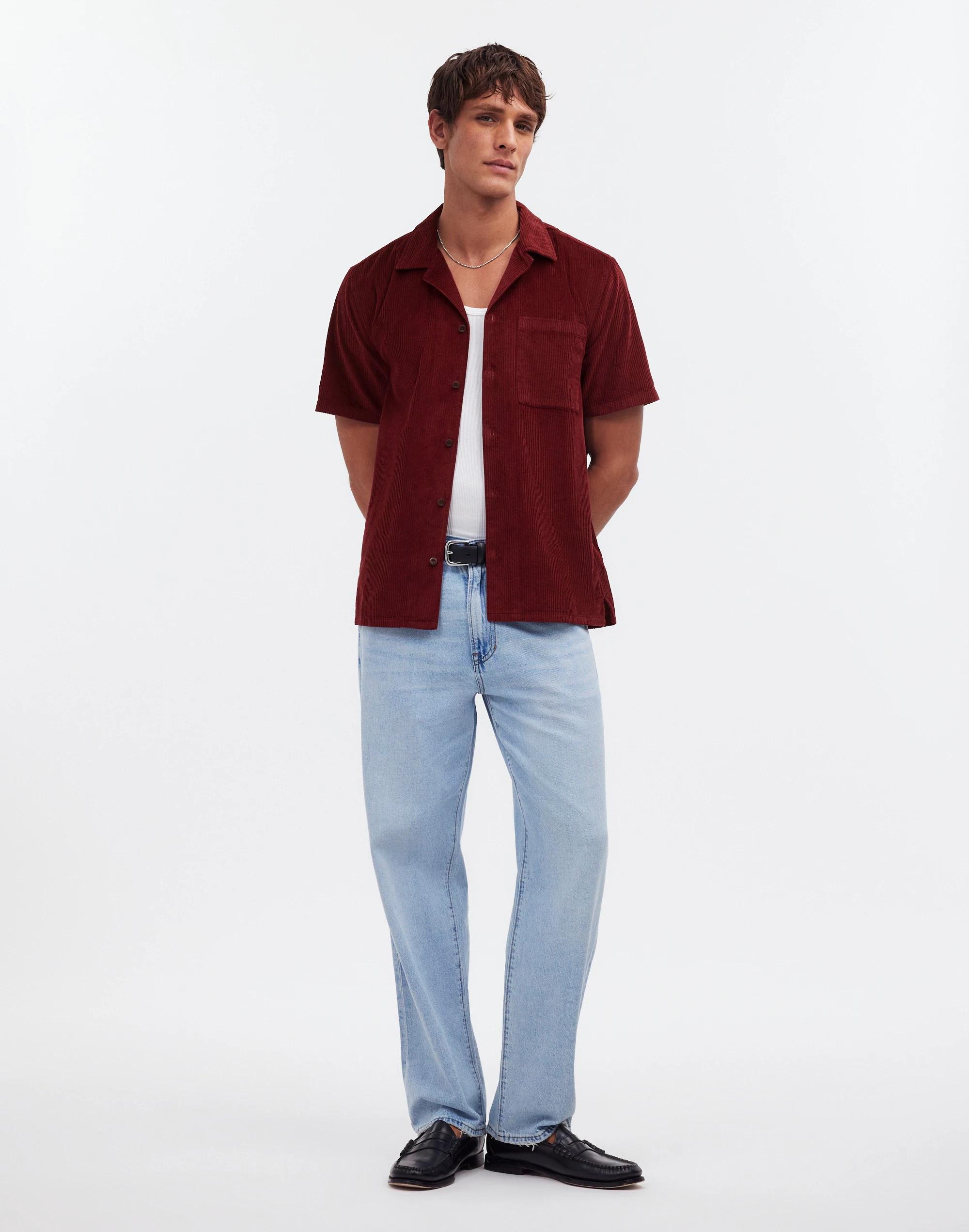 Easy Short-Sleeve Shirt in Corduroy Product Image