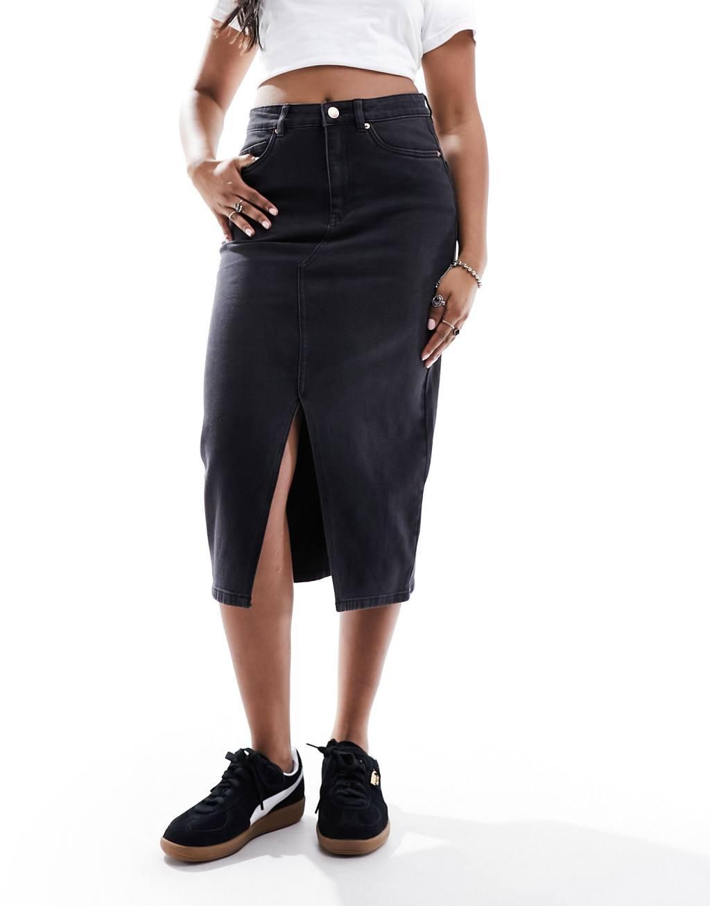 Vero Moda denim midaxi skirt with front split in washed black Product Image