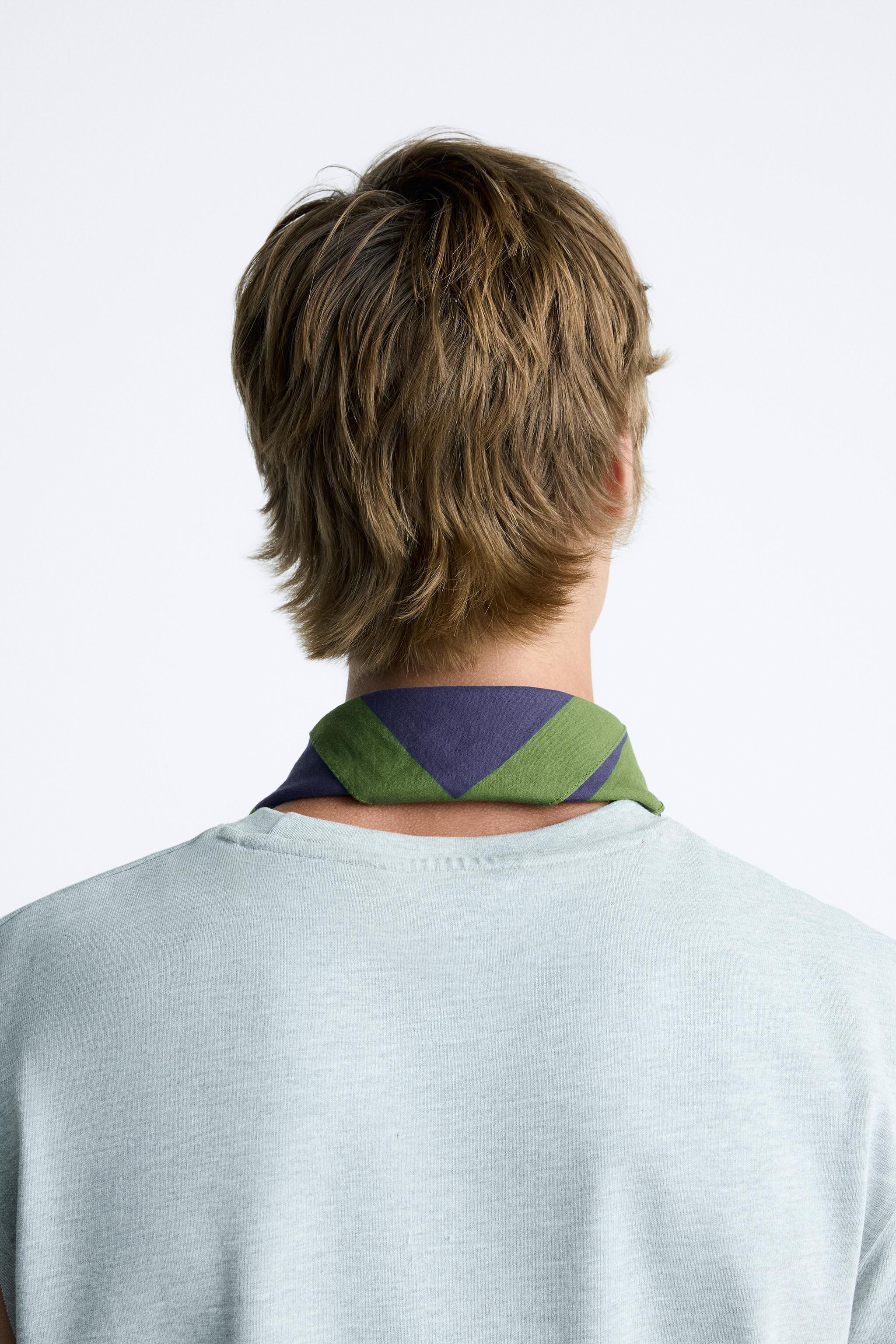 CONTRAST PRINT BANDANA Product Image