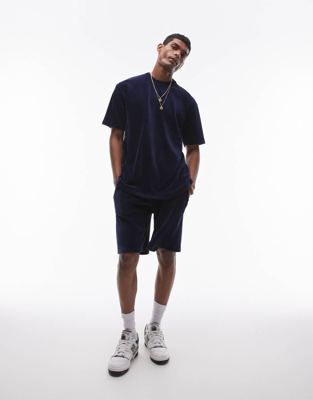 Topman oversized fit velvet cord shorts in navy Product Image