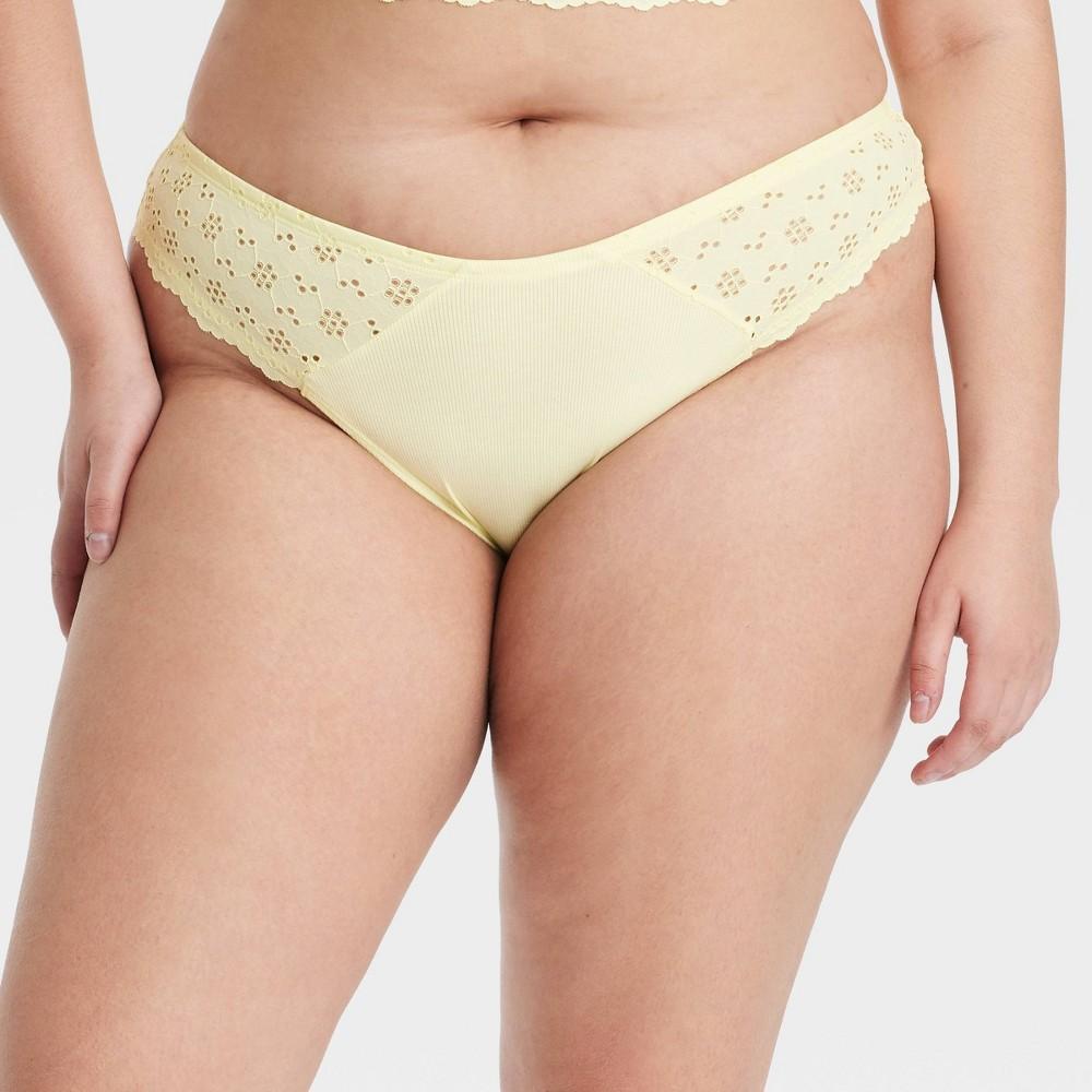 Womens Eyelet Thong - Colsie Light Yellow 2X Product Image