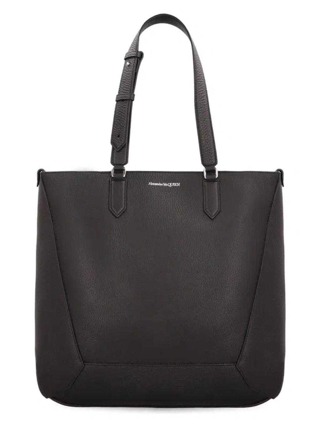 Men's The Edge Medium Shopper Bag In Black Product Image