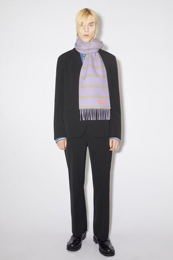 Wool scarf pink label - Narrow Product Image