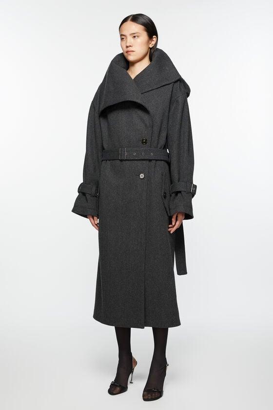 Belted coat Product Image