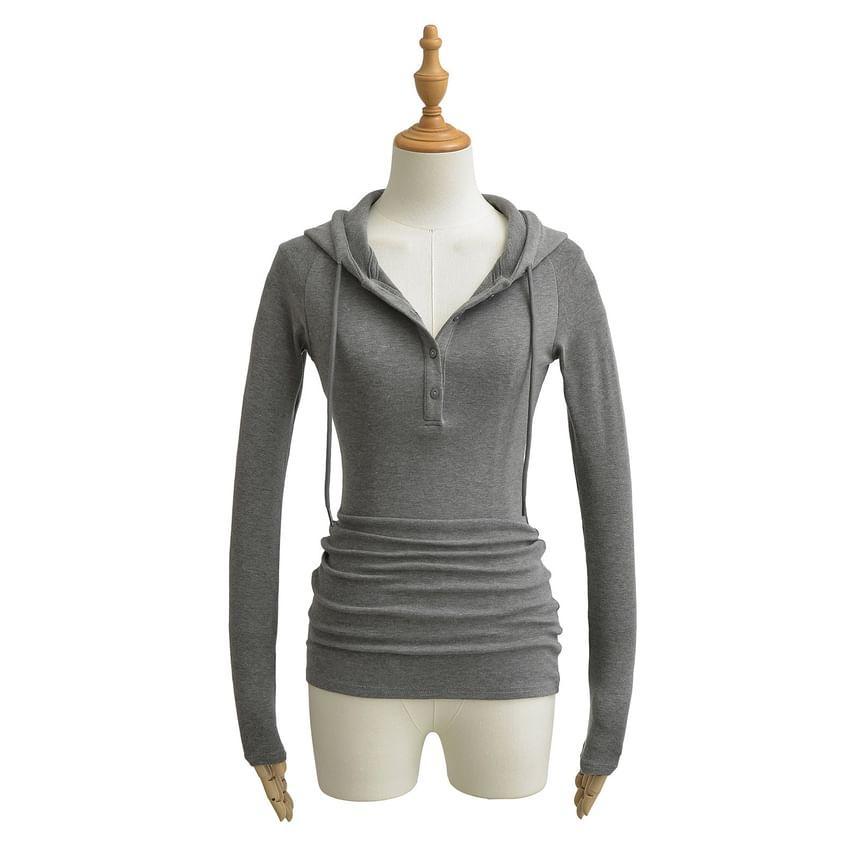 Long-Sleeve Plain Hooded T-Shirt Product Image