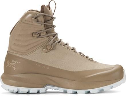 Aerios AR Mid GTX Hiking Boots - Women's Product Image