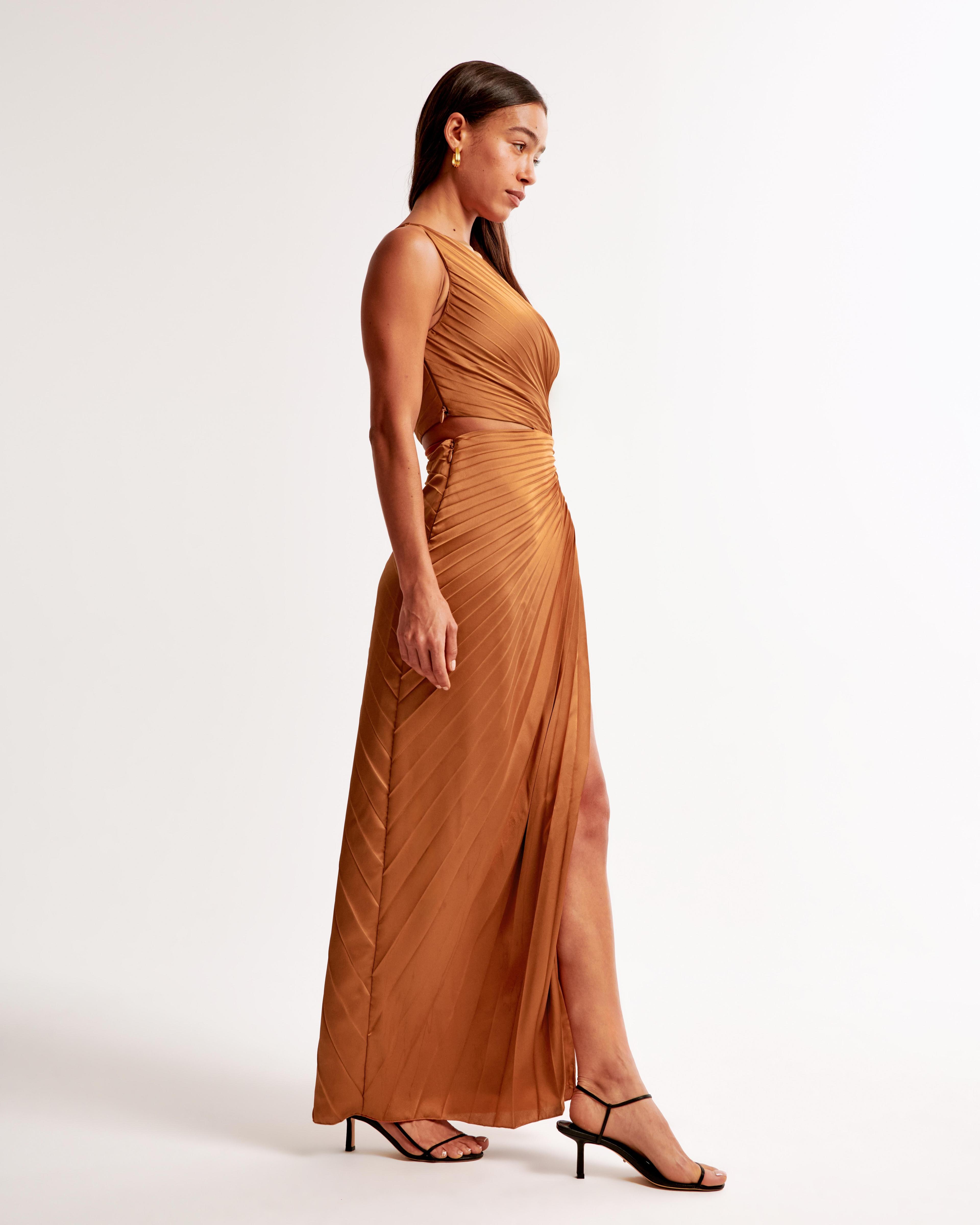 The A&F Giselle Pleated One-Shoulder Cutout Maxi Dress Product Image